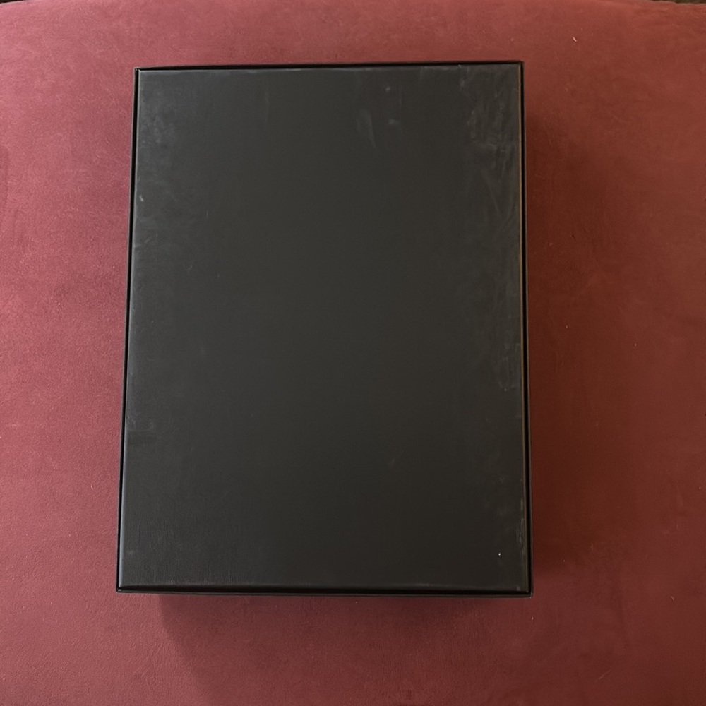 Authentic Gucci Box - Picture 3 of 3